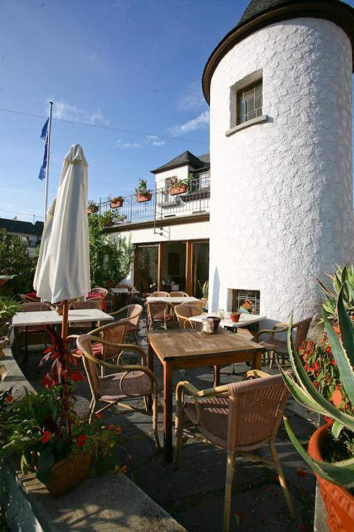 Galerie Riesling Hotel Trittenheim Exterior photo